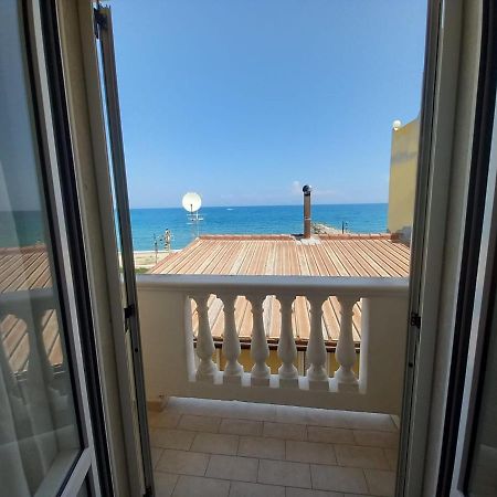 Al Giglio - Affittacamere Cariati Buitenkant foto