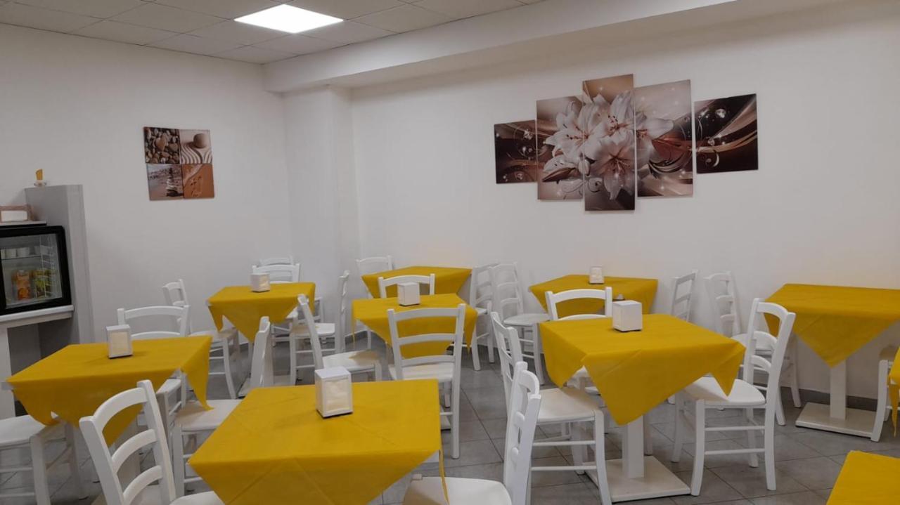 Al Giglio - Affittacamere Cariati Buitenkant foto