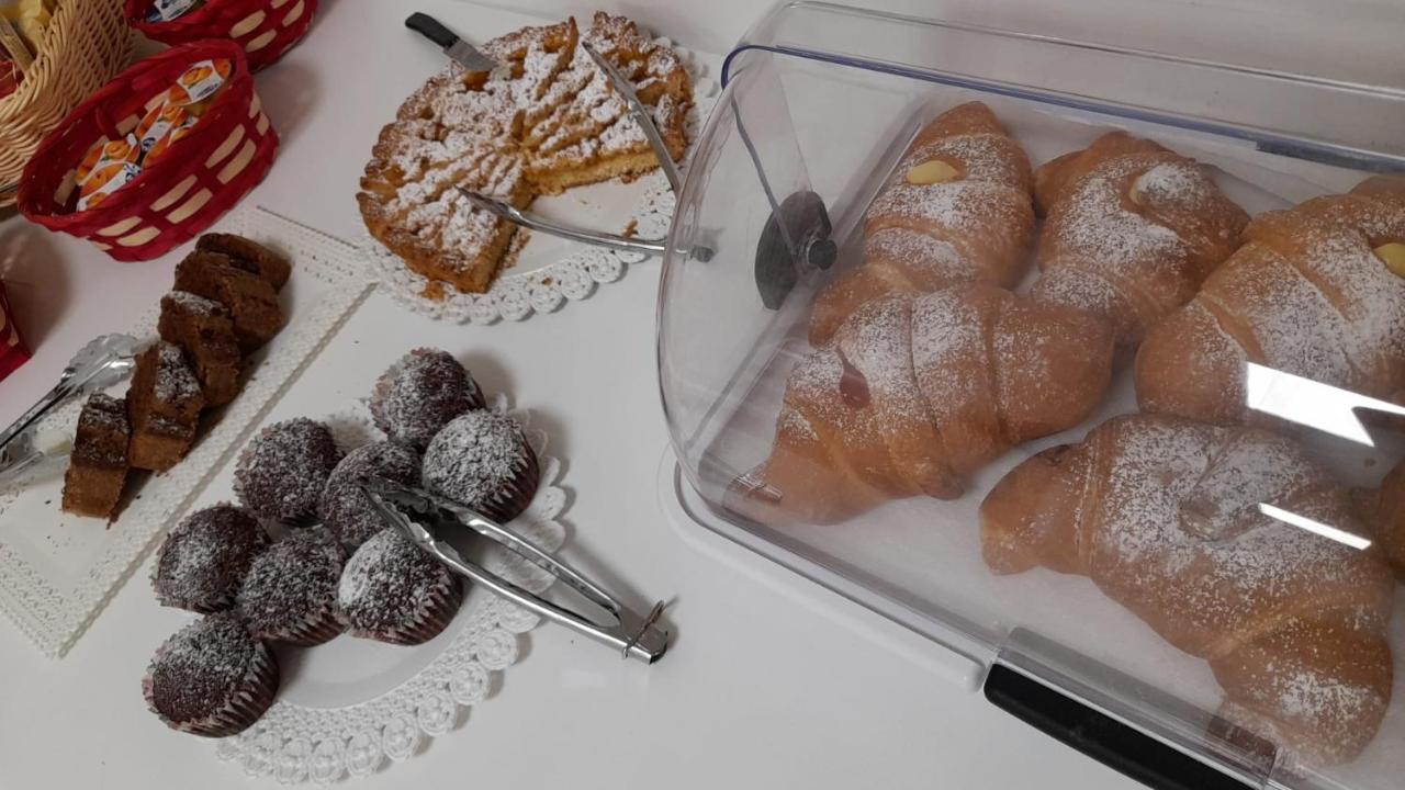 Al Giglio - Affittacamere Cariati Buitenkant foto
