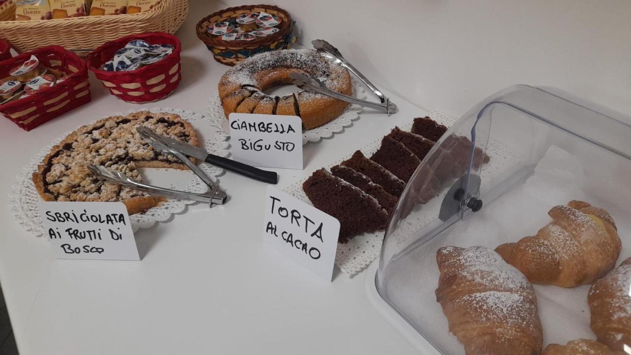 Al Giglio - Affittacamere Cariati Buitenkant foto