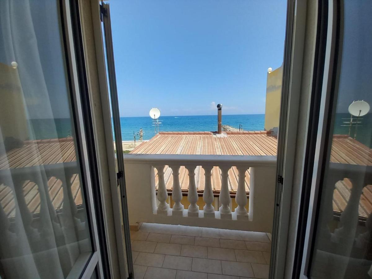 Al Giglio - Affittacamere Cariati Buitenkant foto