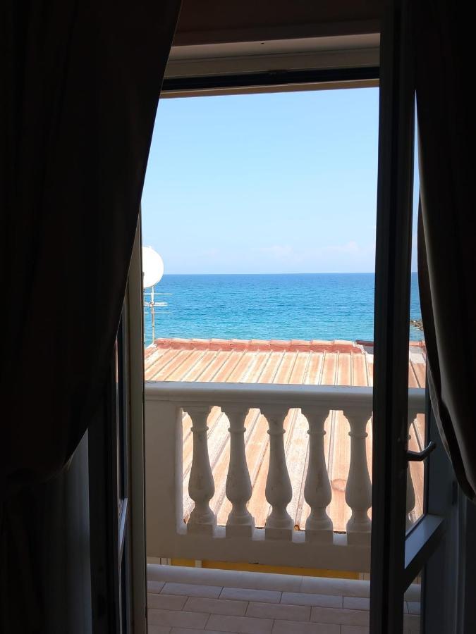 Al Giglio - Affittacamere Cariati Buitenkant foto