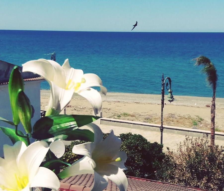 Al Giglio - Affittacamere Cariati Buitenkant foto